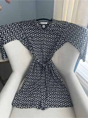 Donna Morgan Chevron Shirt Dress Belted Size 8
